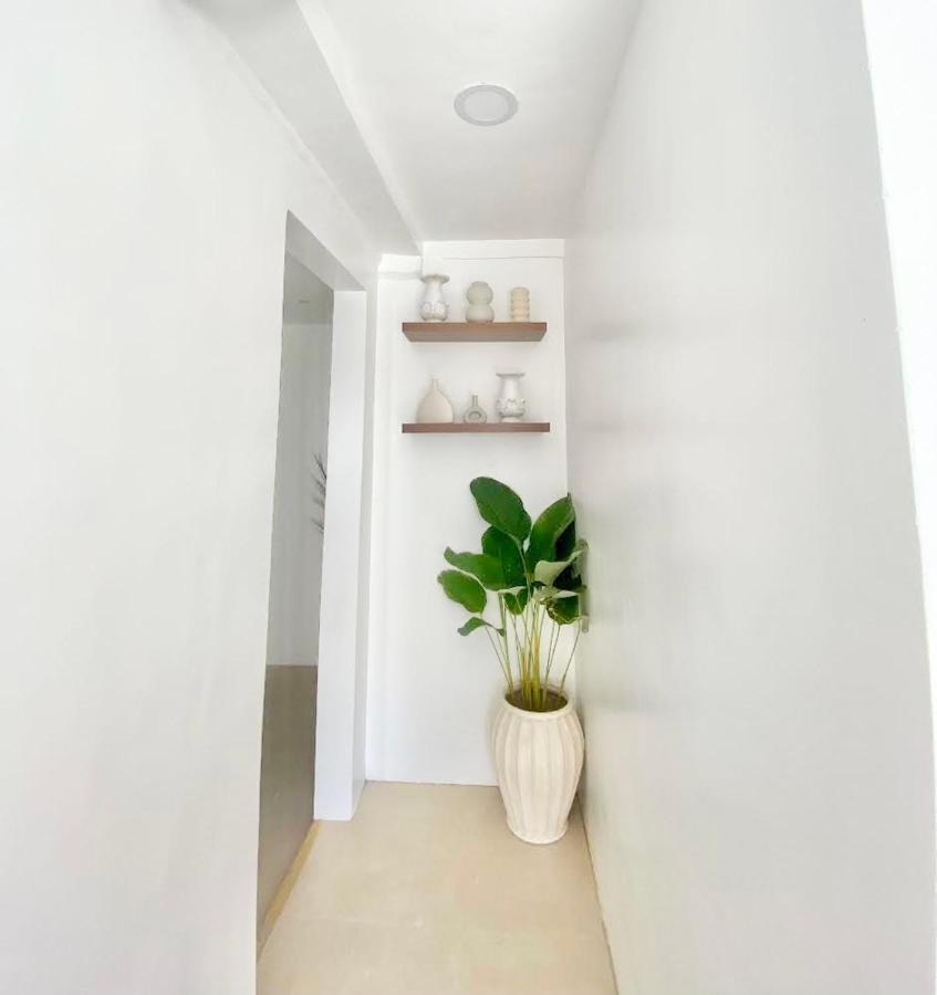 New Modern Home Near Airport, Beach And Fast Wi-Fi Sudtungan 外观 照片