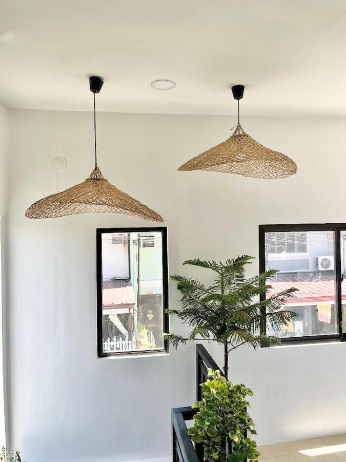 New Modern Home Near Airport, Beach And Fast Wi-Fi Sudtungan 外观 照片