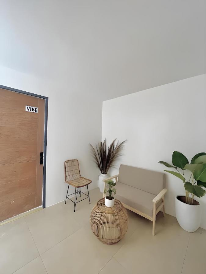 New Modern Home Near Airport, Beach And Fast Wi-Fi Sudtungan 外观 照片
